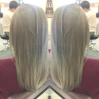 セミロング カラー 青木 茂樹⭐️ 透明感カラーのヘアスタイル