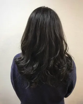 ロング カラー 吉森 満俊のヘアスタイル