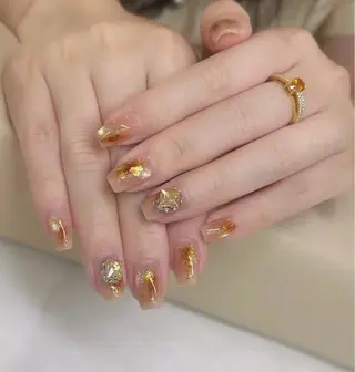 ネイル 横浜市中区曙町 ネイルE·U·Bのネイルデザイン