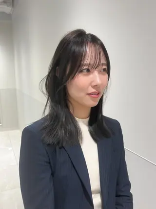 ミディアム カラー パーマ ヘアアレンジ 切りっぱなしヘアボブ ミディアムヘアRYOのヘアスタイル