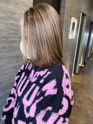 ミディアム JIEN MIUのヘアスタイル