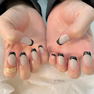 ネイル nail salon e'mu💐のネイルデザイン