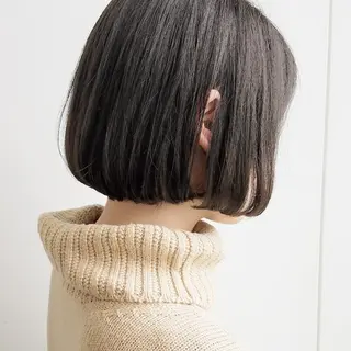 ショート カラー iplus まつげ、眉毛、耳つぼのマツエク・マツパデザイン