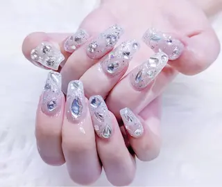 ネイル MoonNail ユリ🌸のネイルデザイン