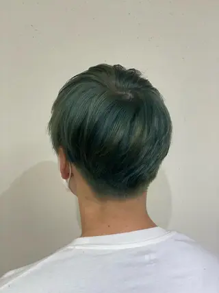 カラー 吉野 瑳桜のヘアスタイル