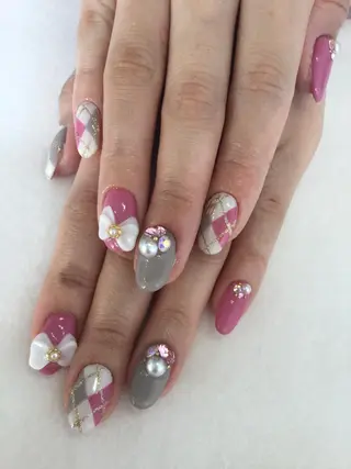 ネイル 💎🐰 saki. m 🐰💎のネイルデザイン