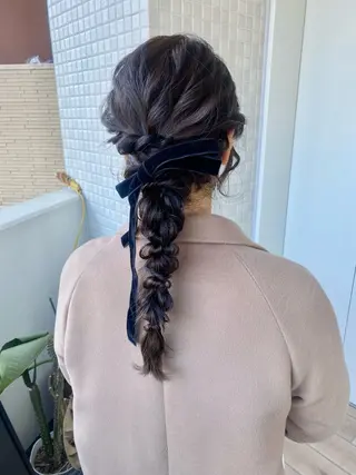 ヘアアレンジ 透けるベージュ/ 艶カラー♡のヘアスタイル