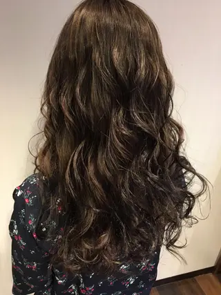セミロング カラー パーマ 【mokuオーナー】 ちはるのヘアスタイル