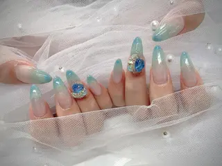 ネイル I-nailロング /ワンホン/キラキラのネイルデザイン