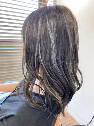 ロング カラー ハイライト⭐️上野 高広のヘアスタイル