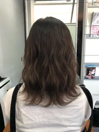 ミディアム カラー ヘアアレンジ 大塚 貴之のヘアスタイル