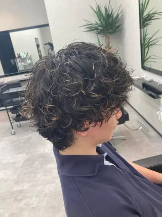 パーマ メンズ 鈴木 翔偉のヘアスタイル