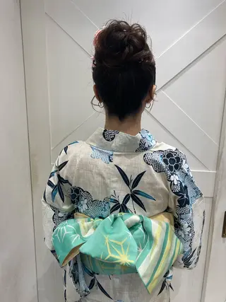 ロング あやかショート 白髪ぼかしのヘアスタイル