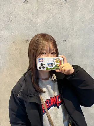 セミロング カラー 一目惚れ艶ハイトーン バンド/しほのヘアスタイル