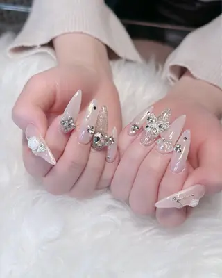 ネイル Minéa nailのネイルデザイン