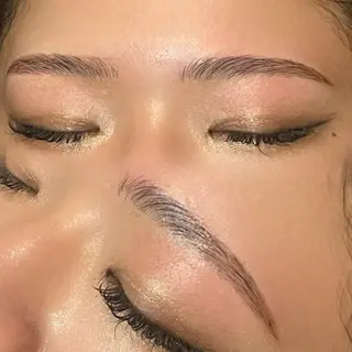 アイブロウ Lily広島 kohanaのマツエク・マツパデザイン