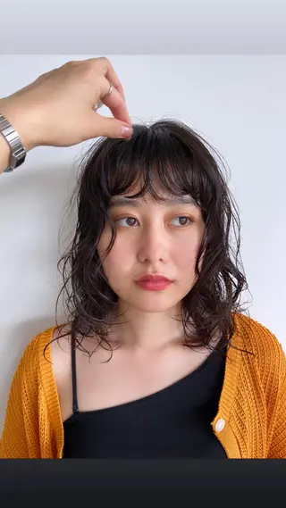 ミディアム パーマ 山岸 未玖のヘアスタイル