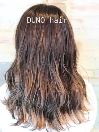 ミディアム カラー 村阪 由美子のヘアスタイル