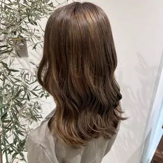 セミロング カラー ヘアアレンジ 小白井 由美のヘアスタイル