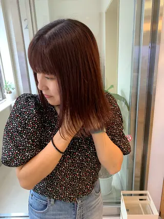 ミディアム 石川 葵のヘアスタイル