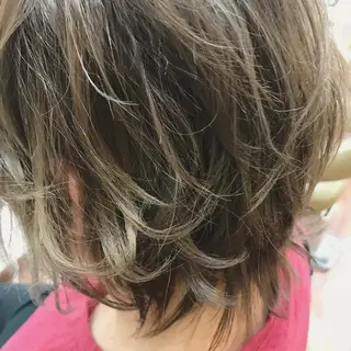 ショート カラー Rug Relief 吉田のヘアスタイル