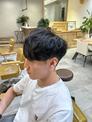 メンズ 艶透明感カラー/ ルーズパーマ/田中のヘアスタイル