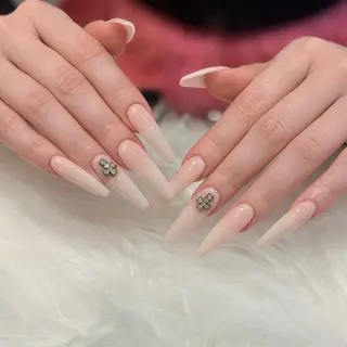 ネイル Nihonthy Nail 新宿所属・Anrya panのネイルデザイン