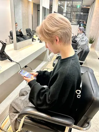 ショート カラー メンズ 一ノ瀬 暁のヘアスタイル