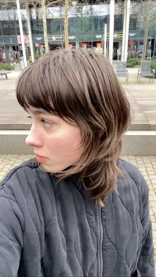 セミロング カラー 中目黒🪡 yukaのヘアスタイル