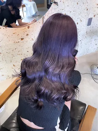 ロング カラー tim hinaのヘアスタイル