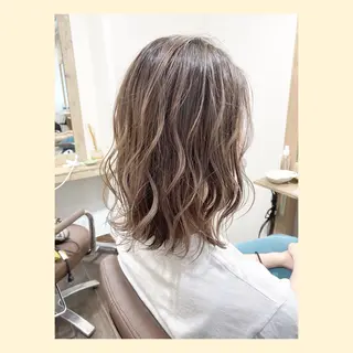 ミディアム 🌈ショート/レイヤ ーカット/中村崇宏のヘアスタイル