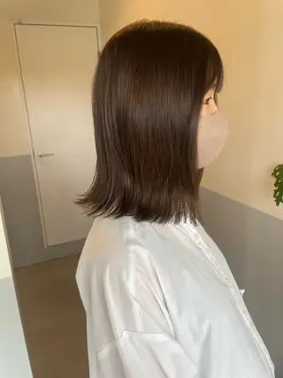 ミディアム 小久保 里紗のヘアスタイル