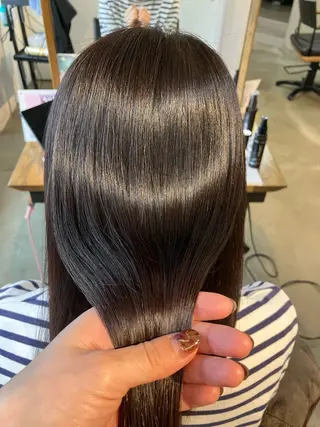 ロング 【ツヤ髪特化】 スズキアキエのヘアスタイル