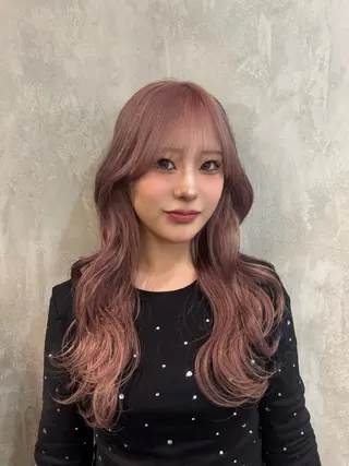 ロング カラー ☪ ‎ハイトーン信者 ☪️yumeka🪩のヘアスタイル