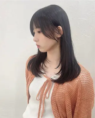 ロング 山本 晃のヘアスタイル