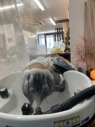 ショート ヘアと眉Otsuka Hikari💆‍♀のヘアスタイル