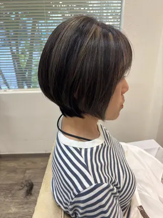 ショート カラー sage 井上のヘアスタイル