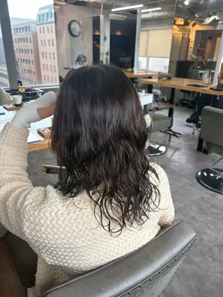 セミロング シモイケ ルアのヘアスタイル