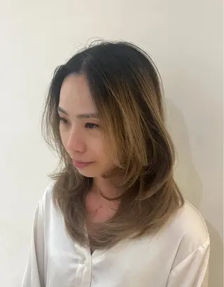 ミディアム ブリーチ無しカラー/ 美髪改善💠てんゆうのヘアスタイル