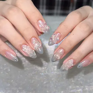 ネイル Queens PUPUのネイルデザイン