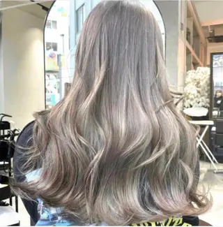 ロング カラー ヘアアレンジ 🌹TikTok４万 ﾌｫﾛﾜｰ🌹AKIのヘアスタイル