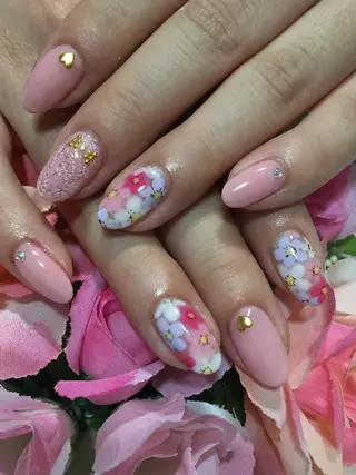 ネイル Sympa 𝓜iwako🐰ᩚのネイルデザイン
