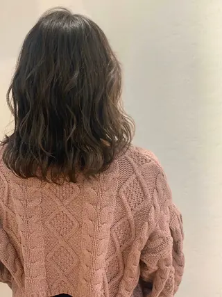 ミディアム カラー 小川 美香のヘアスタイル
