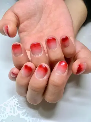 ネイル 新宿ネイルサロン ジェミディローサのネイルデザイン