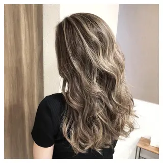 ロング カラー パーマ ヘアアレンジ メンズ キッズ ネイル マツエク・マツパ biscohair 髪にドラマを。のヘアスタイル