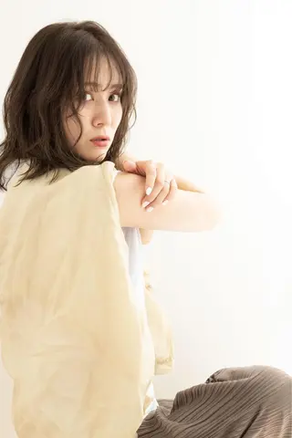 ミディアム 縮毛矯正 髪質改善 韓国風レイヤー 吉田のヘアスタイル