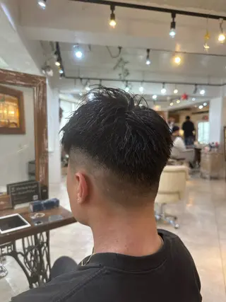 ショート メンズ スパイキー/ ピンパーマ/緑川雄也のヘアスタイル