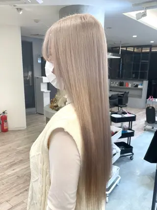 ロング ♡似合わせハイトーン ♡maiのヘアスタイル