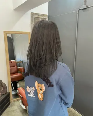 セミロング カラー 暗髪とオリーブ🌿 渡辺拓人のヘアスタイル