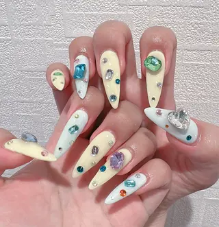 ネイル D-BEAUTY Nailsalonのネイルデザイン